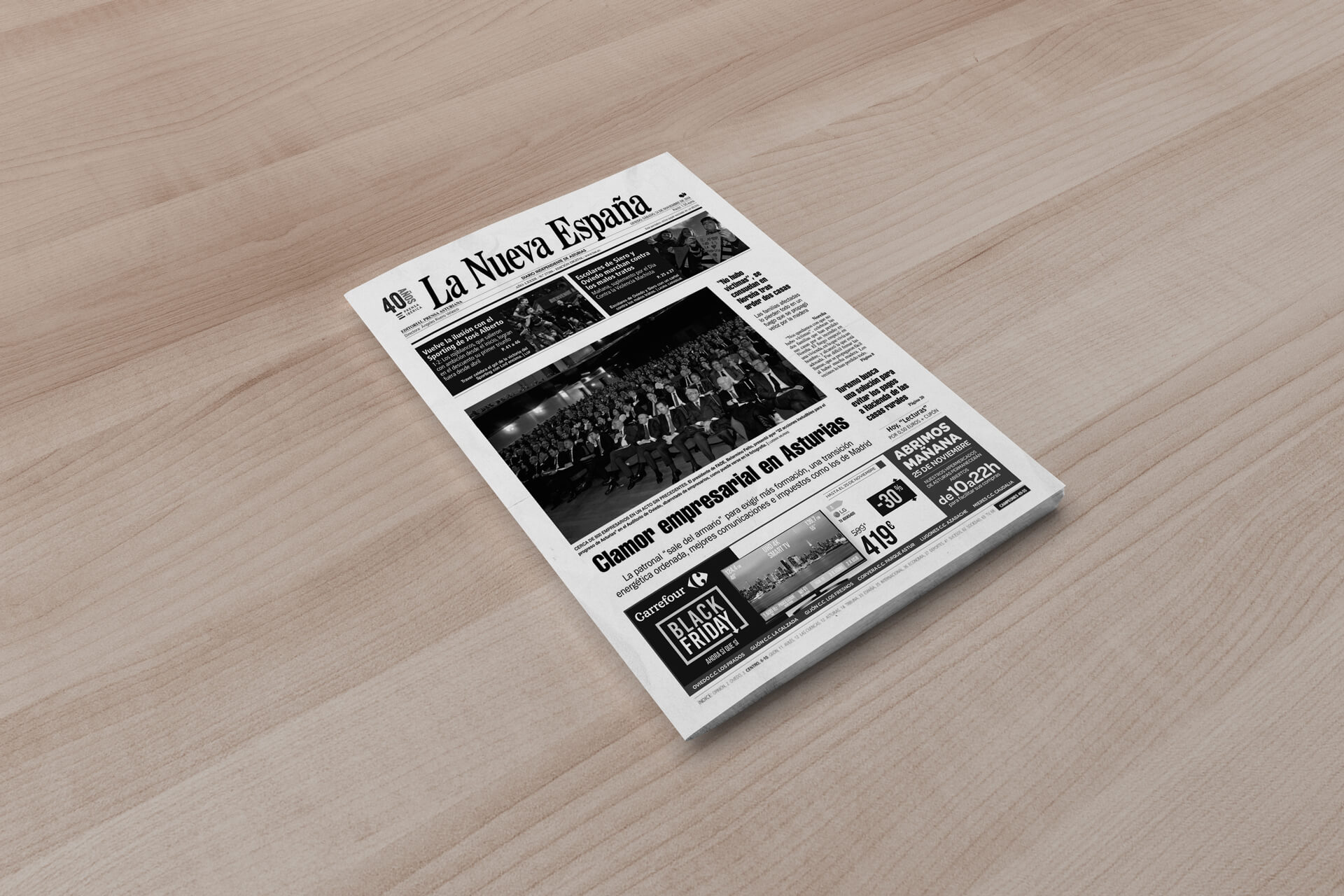 Maquetación de anuncio en prensa 'Black Friday' para Carrefour